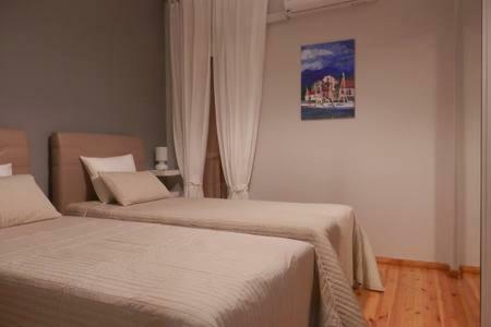 Modern Central Apartment Thessaloniki Buitenkant foto